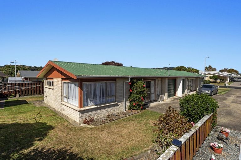 Photo of property in 2/6 Natana Place, Whakatane, 3120