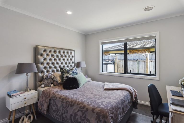 Photo of property in 176 Milne Drive, Paraparaumu, 5032