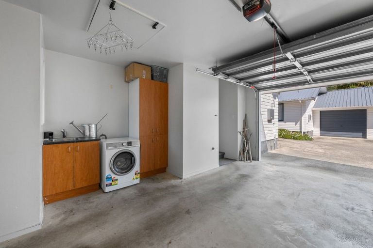 Photo of property in 3a Heather Place, Picton, 7220