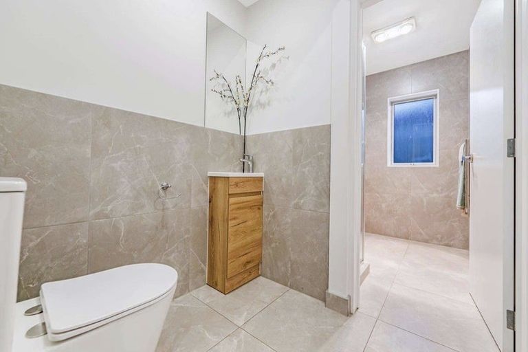 Photo of property in 61c Settlement Road, Papakura, 2110