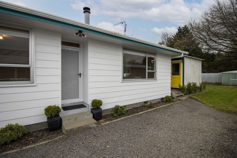 Photo of property in 22 Kupe Drive, Carterton, 5713