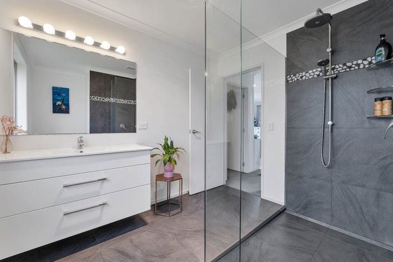 Photo of property in 169 Upper Pitone Road, Pitone, New Plymouth, 4374