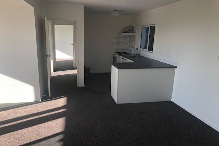 Photo of property in 1/48 Winston Street, Crofton Downs, Wellington, 6035