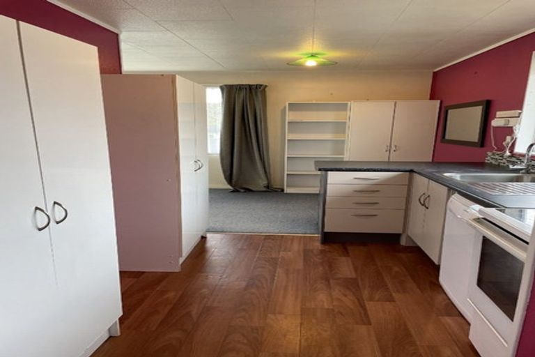 Photo of property in 6 Pain Street, Bulls, 4818