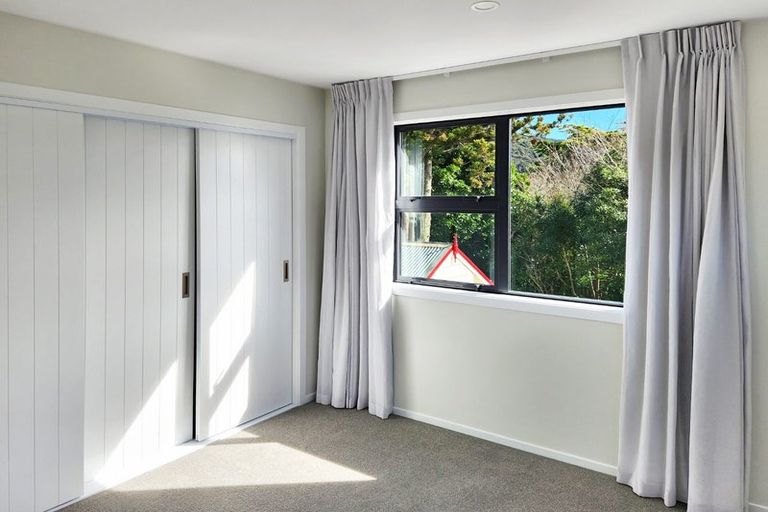 Photo of property in 7/31 Wainuiomata Road, Wainuiomata, Lower Hutt, 5014
