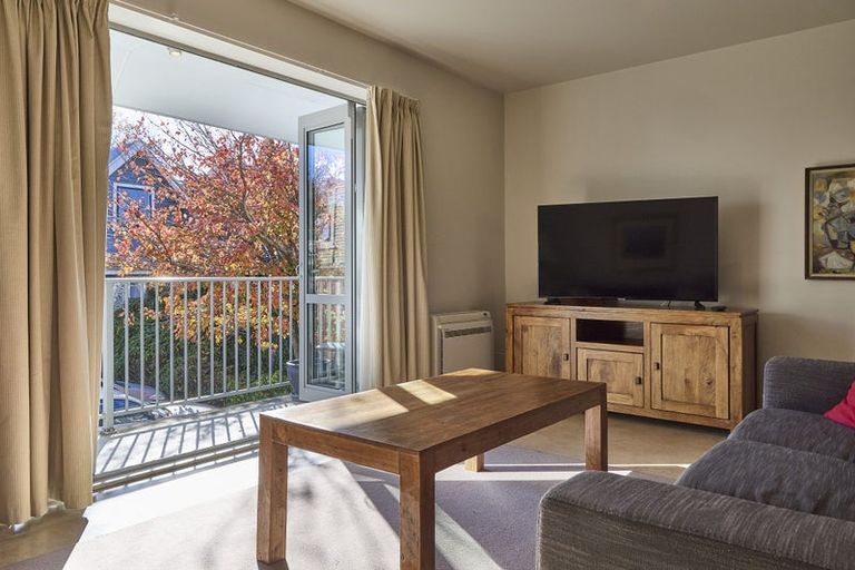 Photo of property in 4/315 Montreal Street, Christchurch Central, Christchurch, 8013