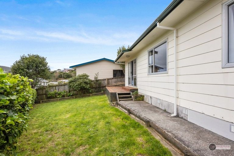 Photo of property in 3 Mossburn Grove, Kelson, Lower Hutt, 5010
