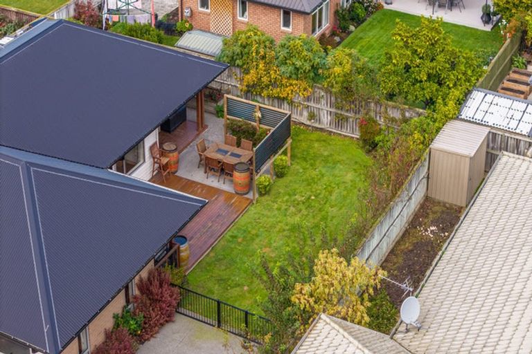 Photo of property in 8 Albert Sheppard Close, Yaldhurst, Christchurch, 8042