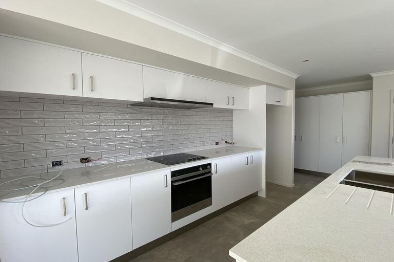 Photo of property in 20 Spinnaker Point, Haruru, 0204