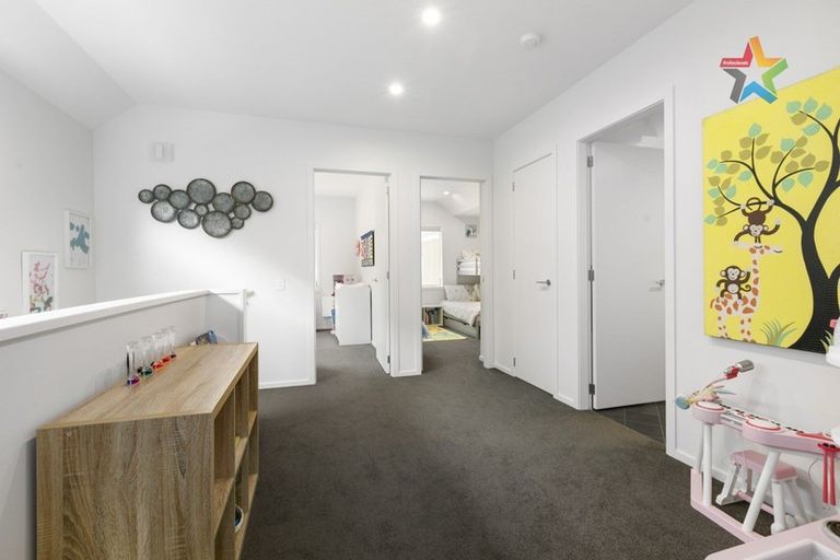 Photo of property in 15 Glen Evans Crescent, Fairfield, Lower Hutt, 5011