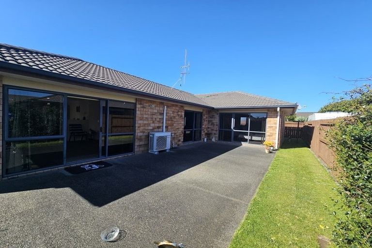 Photo of property in 4 Shaun Close, Papamoa Beach, Papamoa, 3118