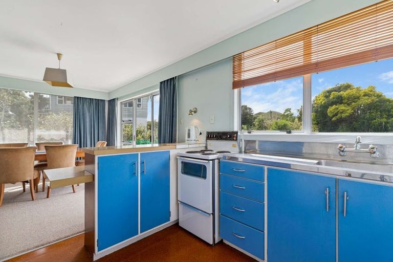 Photo of property in 2 Okahukura Road, Tapora, Wellsford, 0977