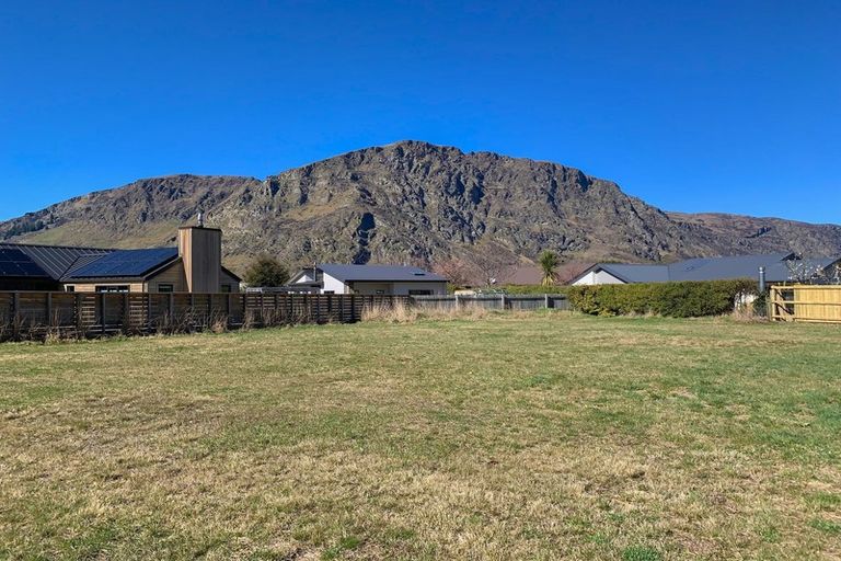Photo of property in 9 Morepork Way, Arthurs Point, Queenstown, 9371