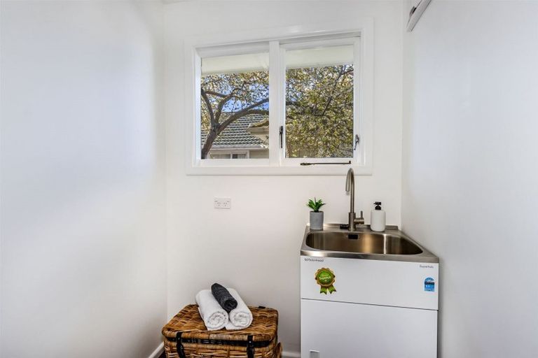 Photo of property in 38 Daniels Road, Redwood, Christchurch, 8051