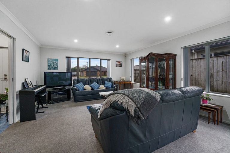 Photo of property in 3 Soldiers Way, Paraparaumu, 5032