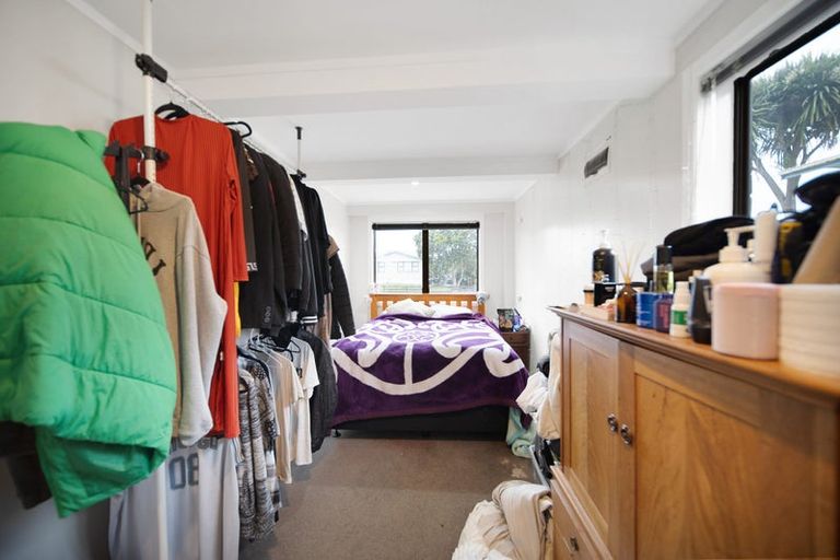 Photo of property in 12 Ronald Place, Manurewa, Auckland, 2102