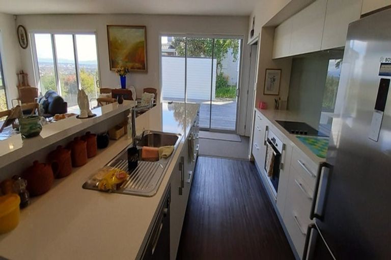 Photo of property in 88 Cannon Hill Crescent, Mount Pleasant, Christchurch, 8081