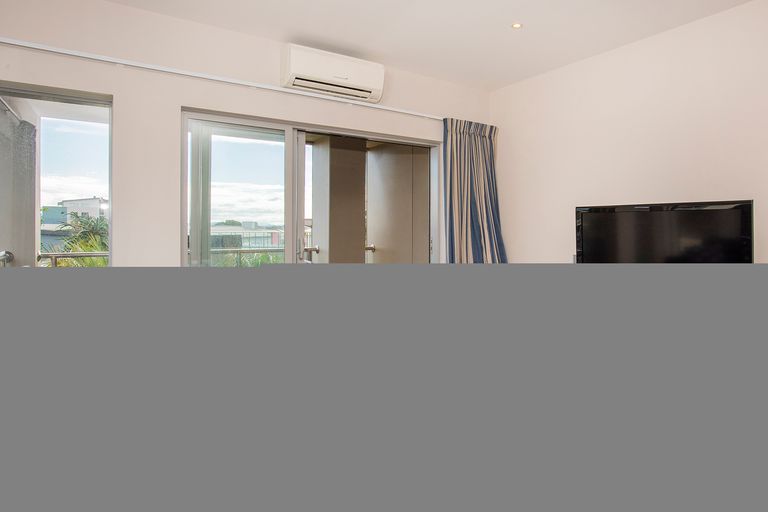 Photo of property in 4 Reads Quay, Gisborne, 4010