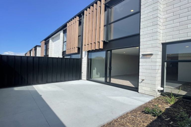 Photo of property in 2/1460 Cameron Road, Greerton, Tauranga, 3112