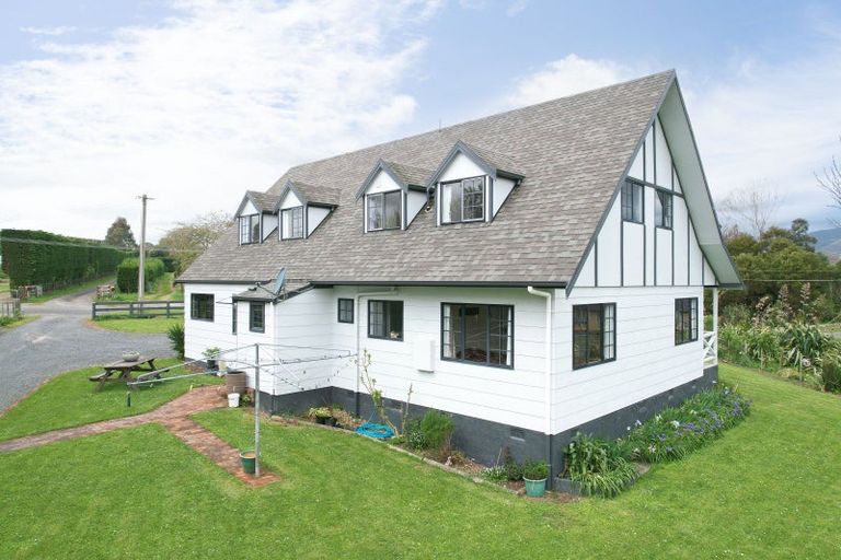 Photo of property in 33 Railway Terrace, Ohau, Levin, 5570