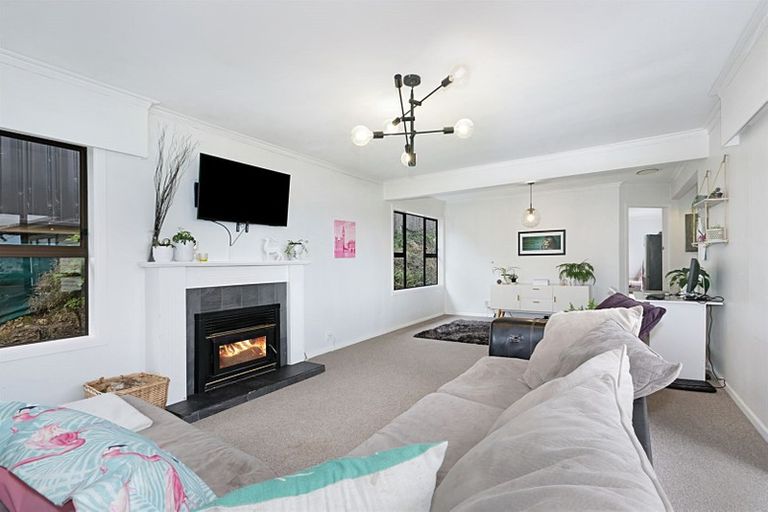 Photo of property in 36 Kiriwai Road, Paremata, Porirua, 5024