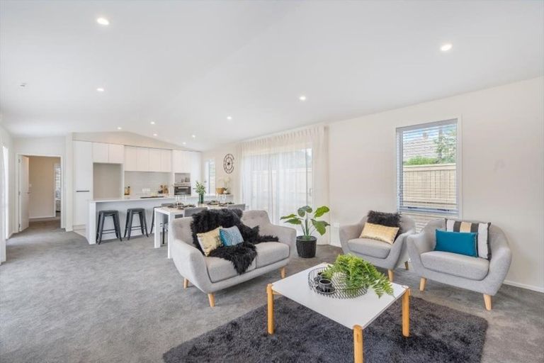 Photo of property in 6b Minchin Crescent, St Andrews, Hamilton, 3200