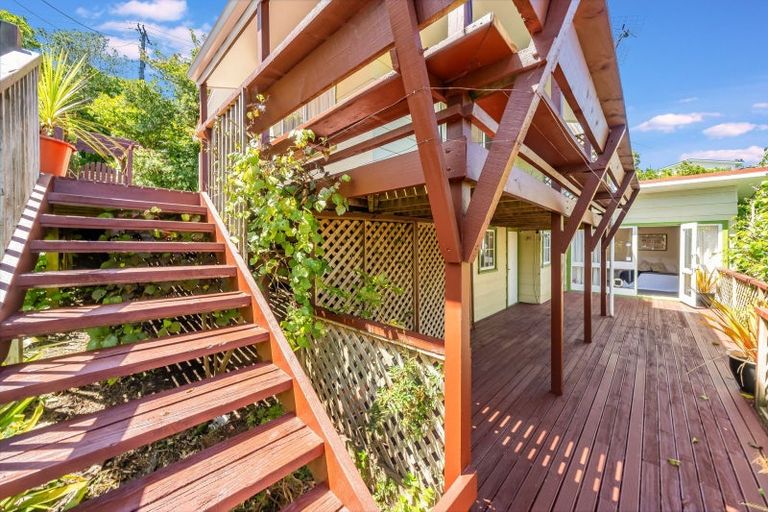 Photo of property in 50 Madras Street, Khandallah, Wellington, 6035