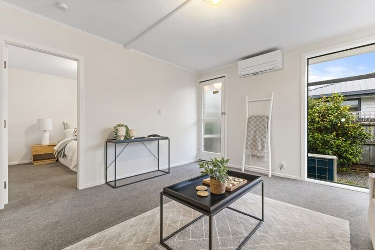 Photo of property in 4/225 Edgeware Road, Edgeware, Christchurch, 8013