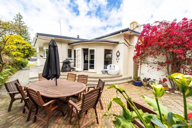 Photo of property in 37 Mowhanau Drive, Kai Iwi, Whanganui, 4574