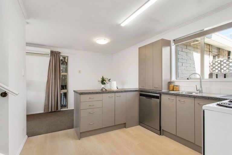 Photo of property in 7 Omega Place, Casebrook, Christchurch, 8051