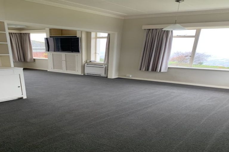 Photo of property in 17 Dornoch Street, Kew, Dunedin, 9012