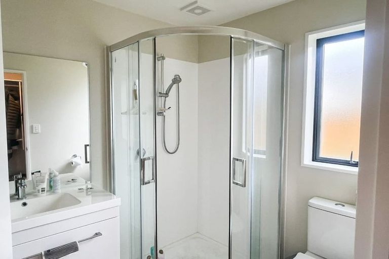 Photo of property in 5 Ruston Lane, Halswell, Christchurch, 8025