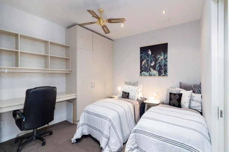 Photo of property in Latitude 41, 11/269 Wakefield Quay, Stepneyville, Nelson, 7010