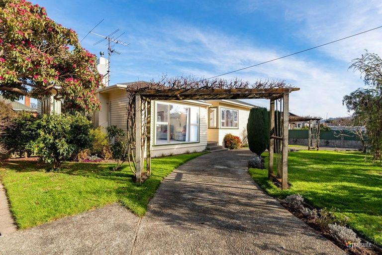 Photo of property in 32 Mcparland Street, Ebdentown, Upper Hutt, 5018