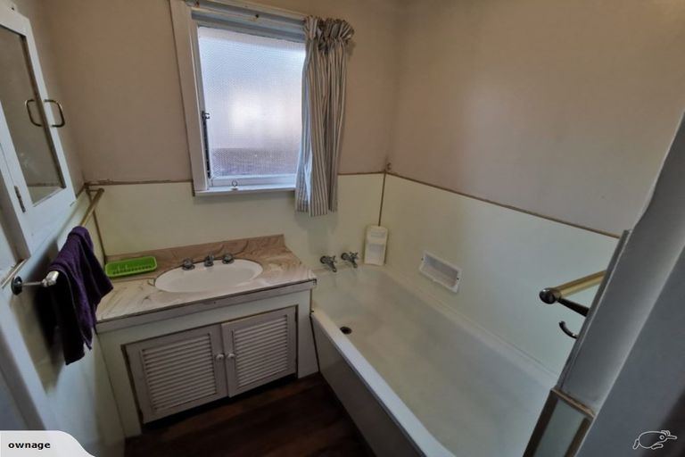 Photo of property in 300 Withells Road, Avonhead, Christchurch, 8042