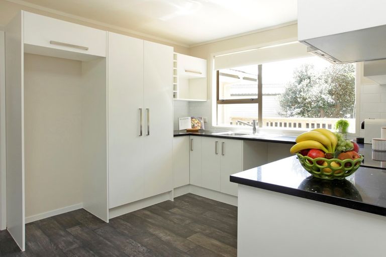 Photo of property in 51 John Walker Drive, Manurewa, Auckland, 2102