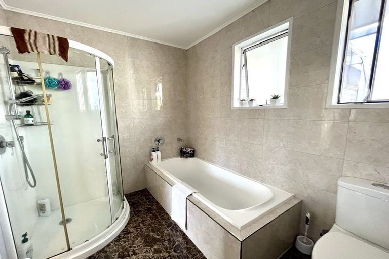 Photo of property in 71 Chartwell Avenue, Glenfield, Auckland, 0629