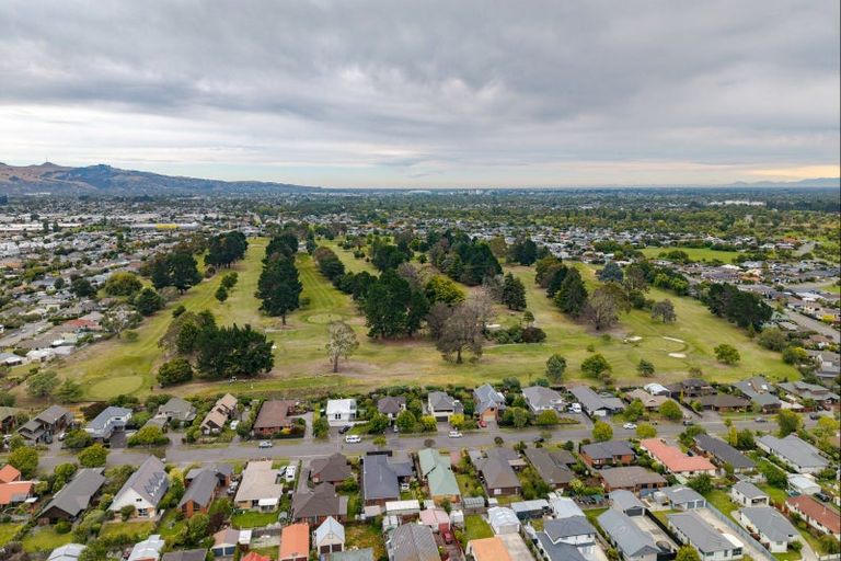 Photo of property in 10 Cowper Place, Avondale, Christchurch, 8061