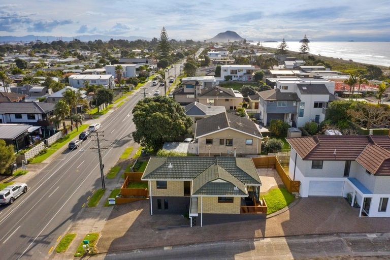 Photo of property in 329c Oceanbeach Road, Mount Maunganui, 3116