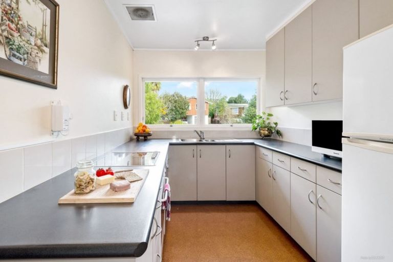 Photo of property in 20 Marywil Crescent, Hillcrest, Auckland, 0627