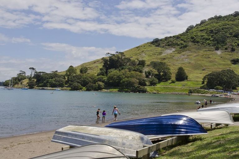 Photo of property in Salisbury Crown, 2/7 Salisbury Avenue, Mount Maunganui, 3116