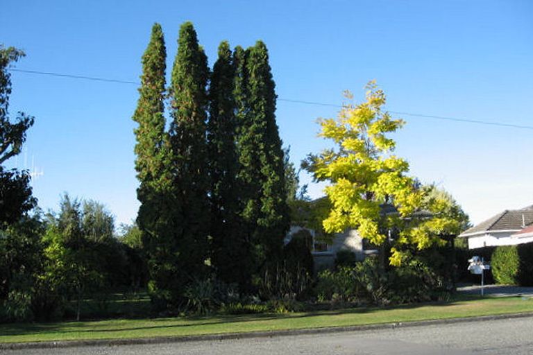 Photo of property in 106a Mckenzie Street, Geraldine, 7930