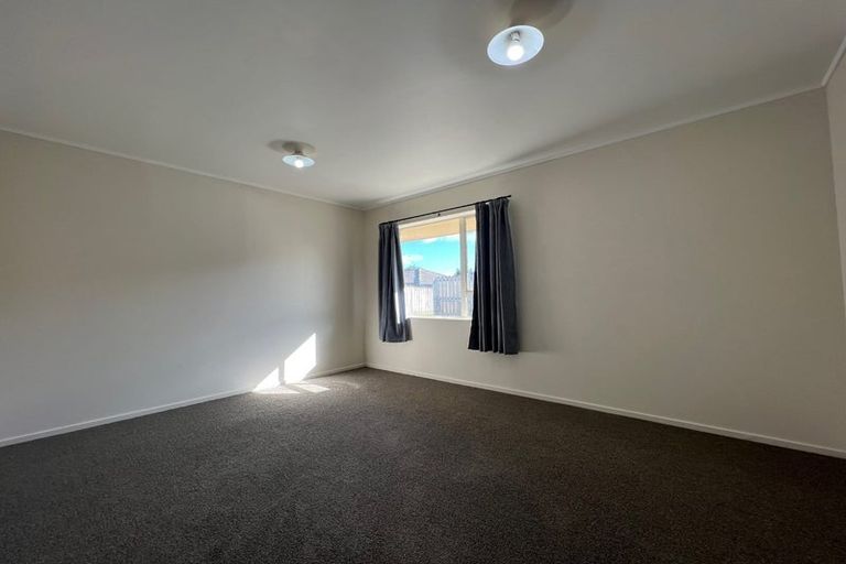 Photo of property in 26 Robin Brooke Drive, Flat Bush, Auckland, 2019