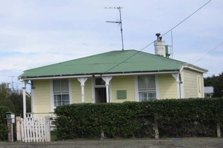 Photo of property in 8 Hayward Street, Featherston, 5710