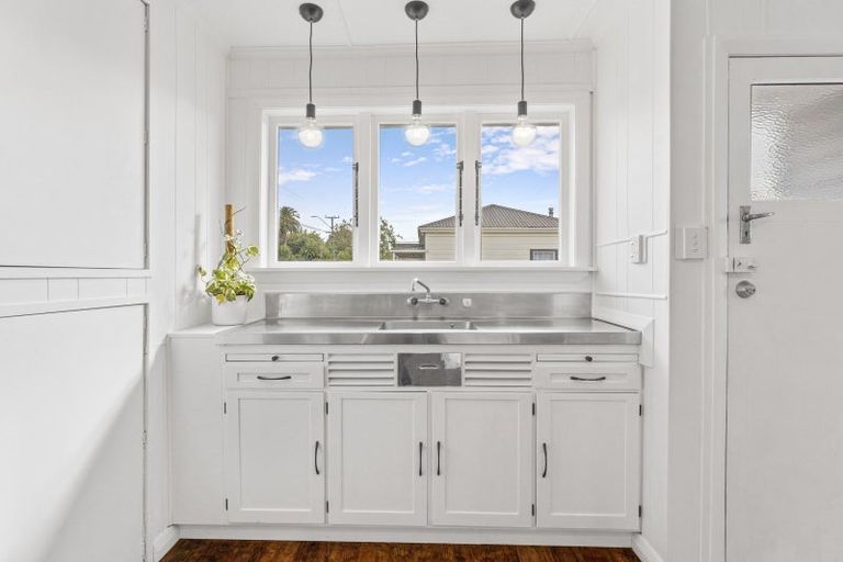 Photo of property in 91 West Street, Feilding, 4702