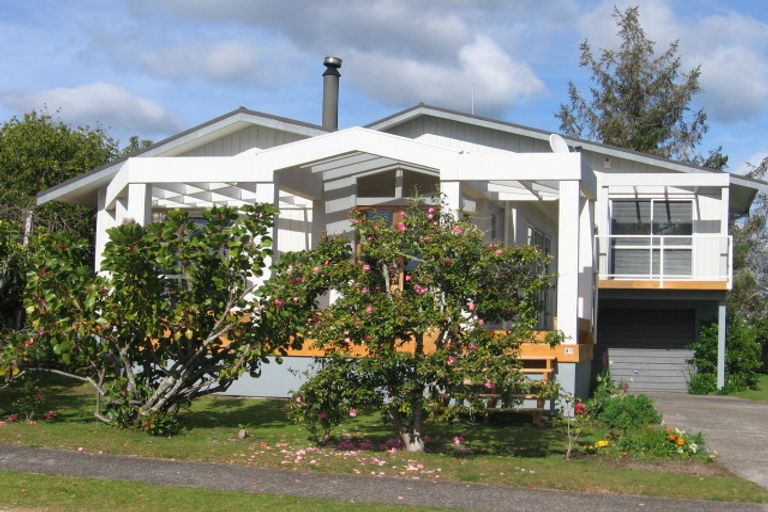 Photo of property in 43 Dunlop Drive, Pauanui, Hikuai, 3579