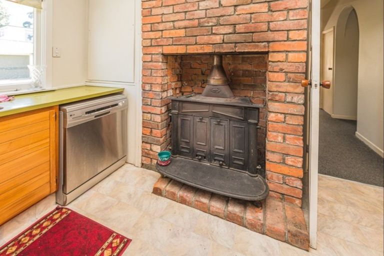 Photo of property in 55 Great North Road, Saint Johns Hill, Whanganui, 4501