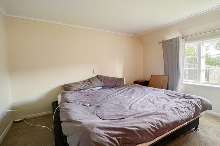 Photo of property in 227 Titirangi Road, Titirangi, Auckland, 0604