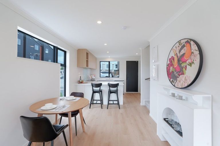 Photo of property in 58c Widmore Drive, Massey, Auckland, 0614