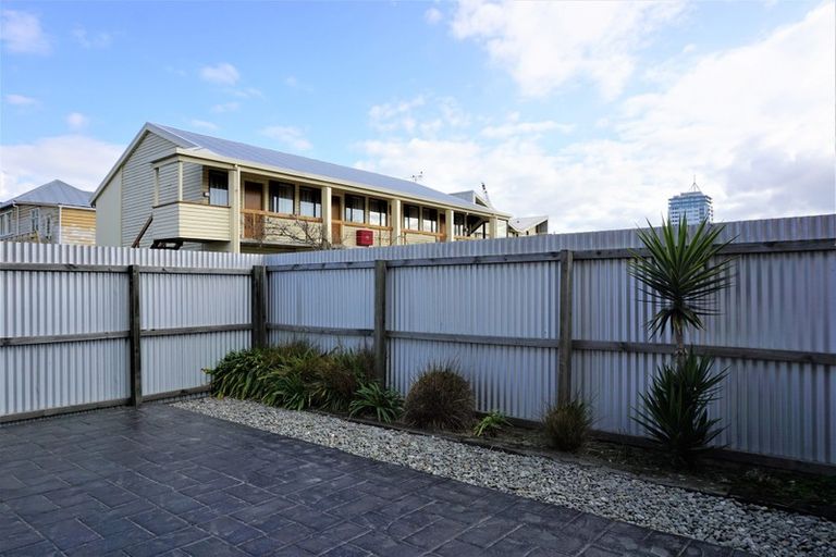 Photo of property in 6/276 Armagh Street, Christchurch Central, Christchurch, 8011